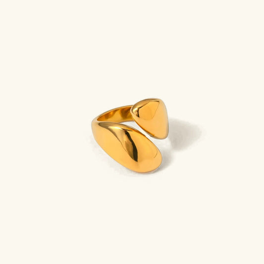 Hattaria Gold Ring